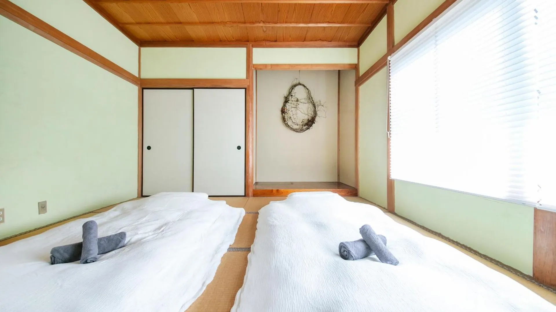 湯河原「ゲストハウス城堀の家」 Yugawara Japan