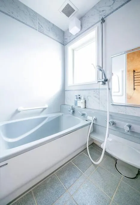 湯河原「ゲストハウス城堀の家」 Yugawara Apartment